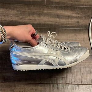 Onitsuka Tiger Mexico 66 women’s 7.5